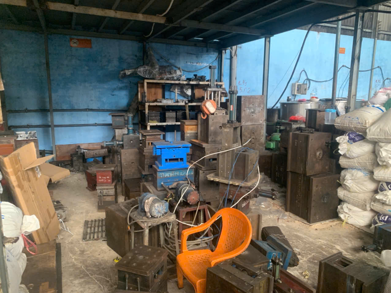 Mold storage area.jpg